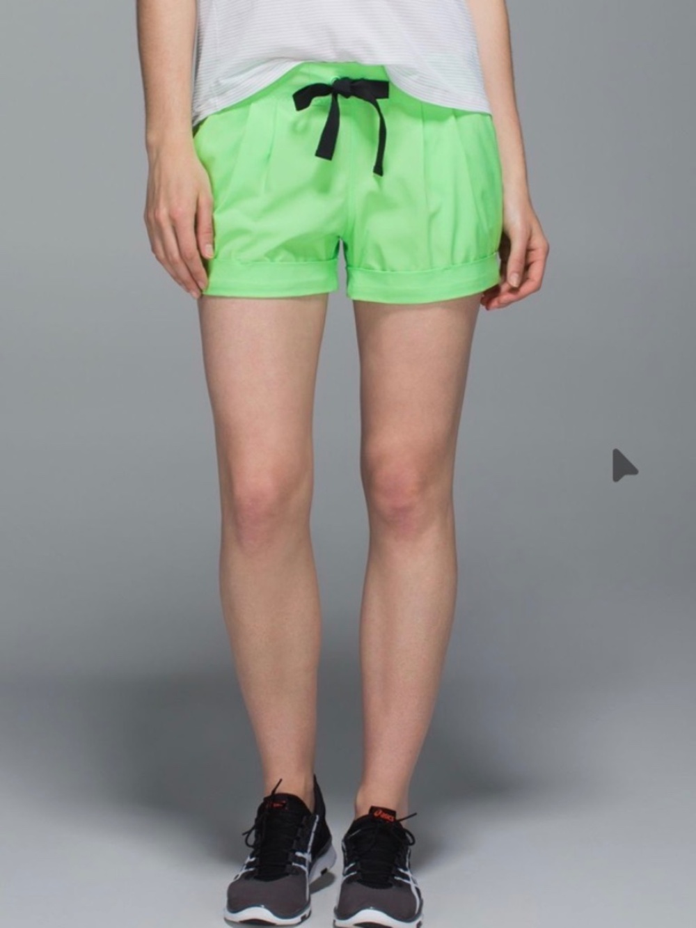 Lululemon Spring Break Shorts - Size 4